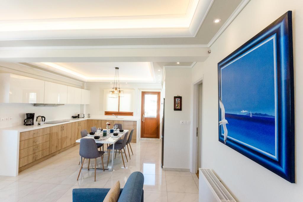 Leo - Unique Glyfada Apartment Athén Kültér fotó