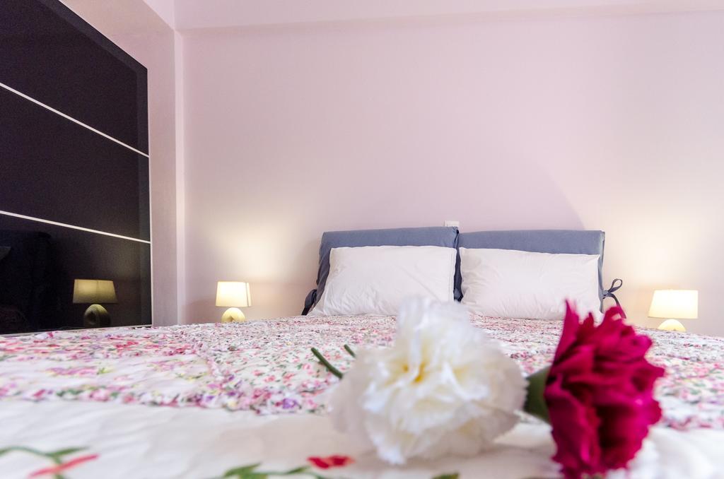Leo - Unique Glyfada Apartment Athén Kültér fotó